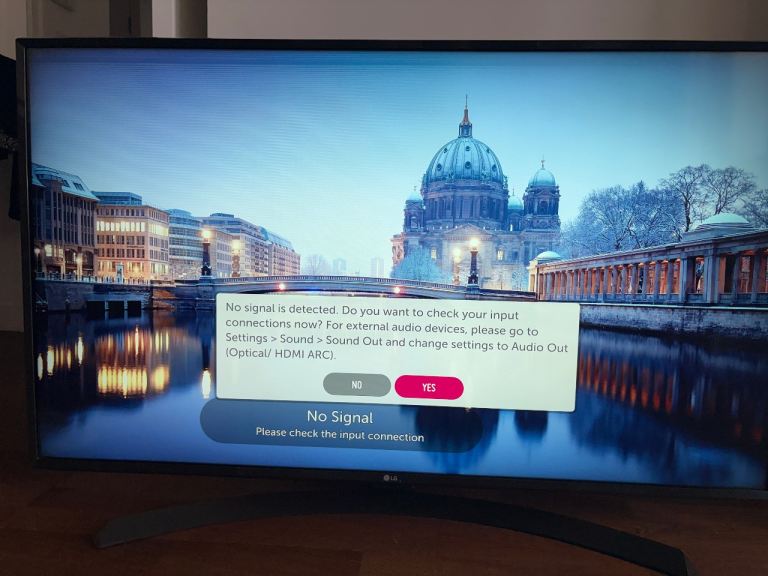 LG smart TV 50 inch 