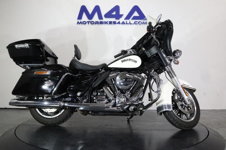 HARLEY DAVIDSON ELECTRA GLIDE POLICE 2016