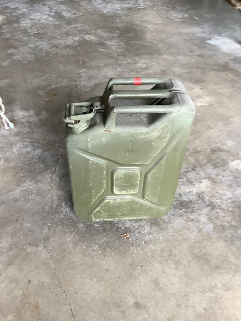 Military Style Metal Jerry Can – Green, Fair Condition