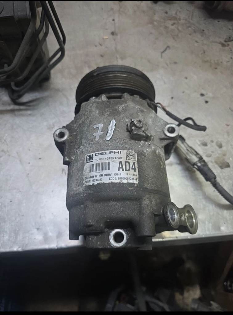 Vauxhall Astra H AC Compressor 