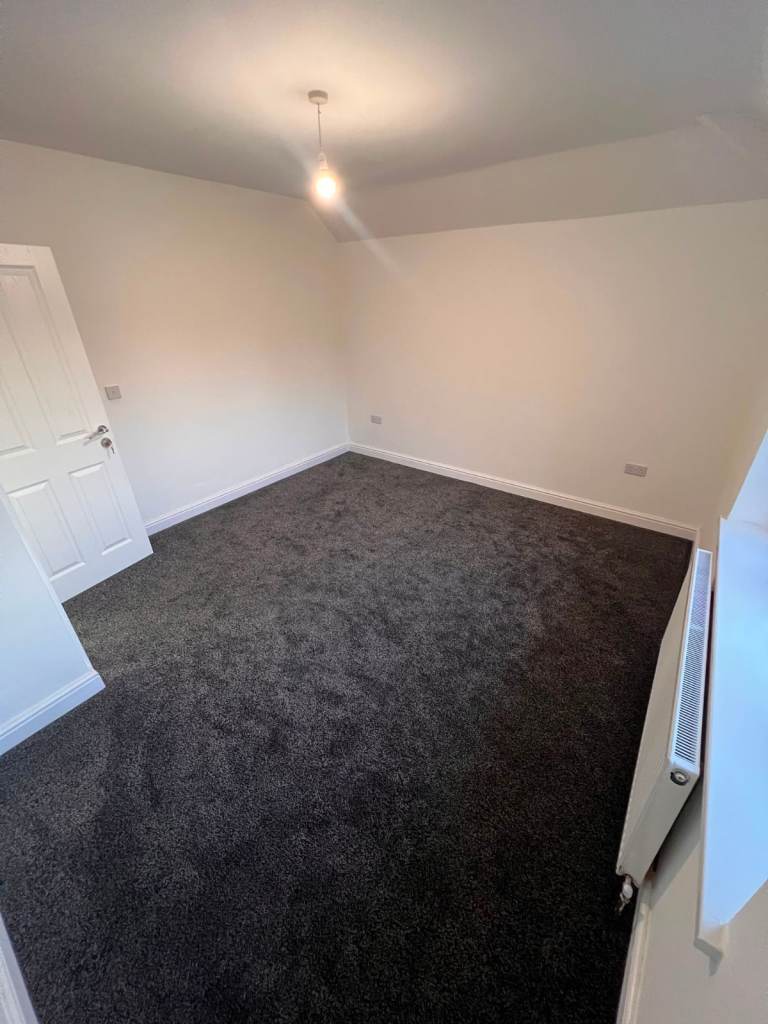 stunning share house in Dudley