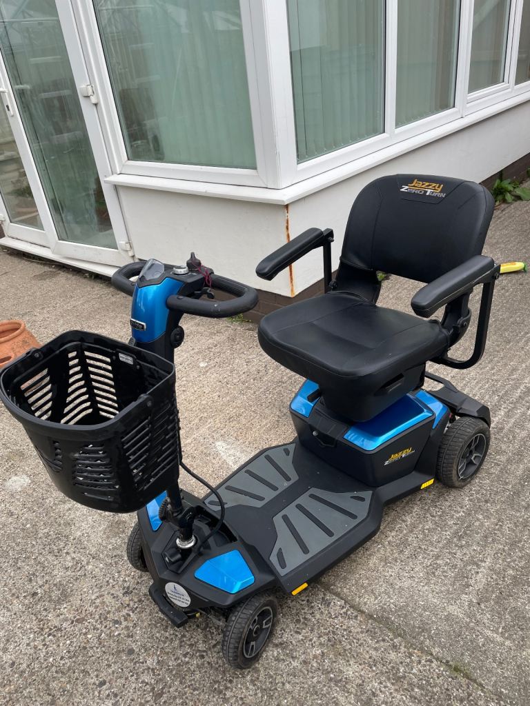 Pride Jazzy zero turn Mobility Scooter