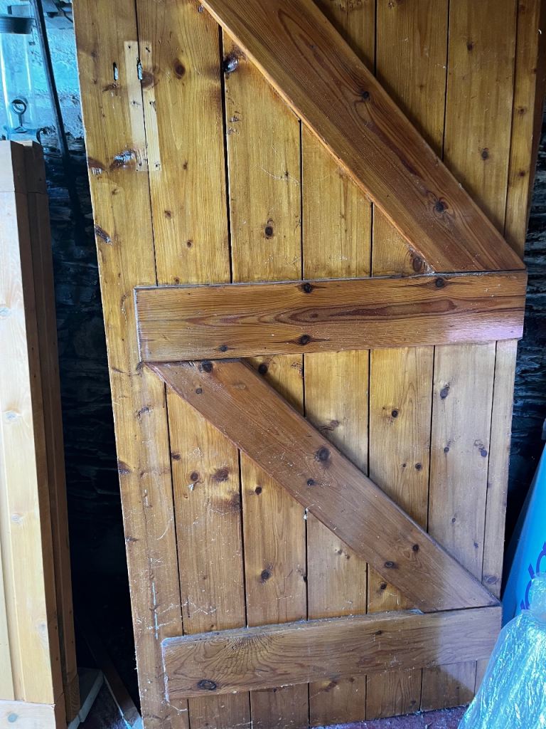 Pine doors 