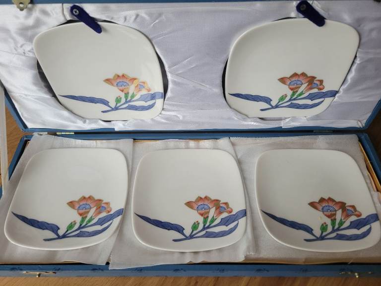 Antique Japanese Arita Ware plates