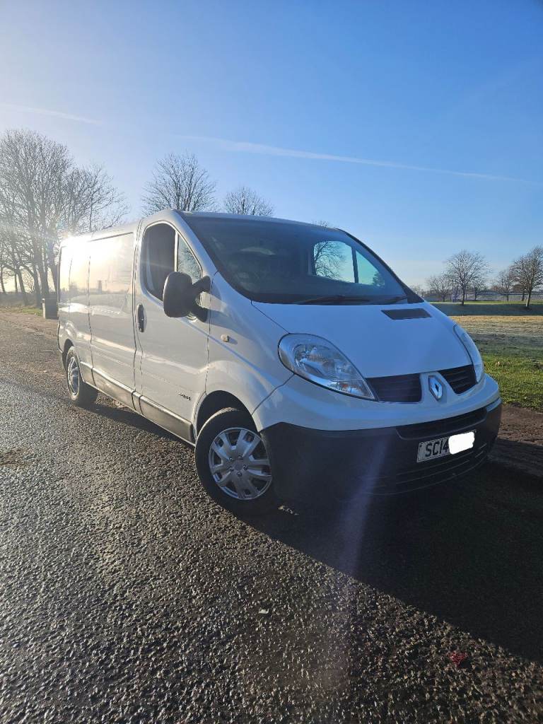 14/ reg Renault trafic 115 dci lwb sim vivaro relay transit primastar