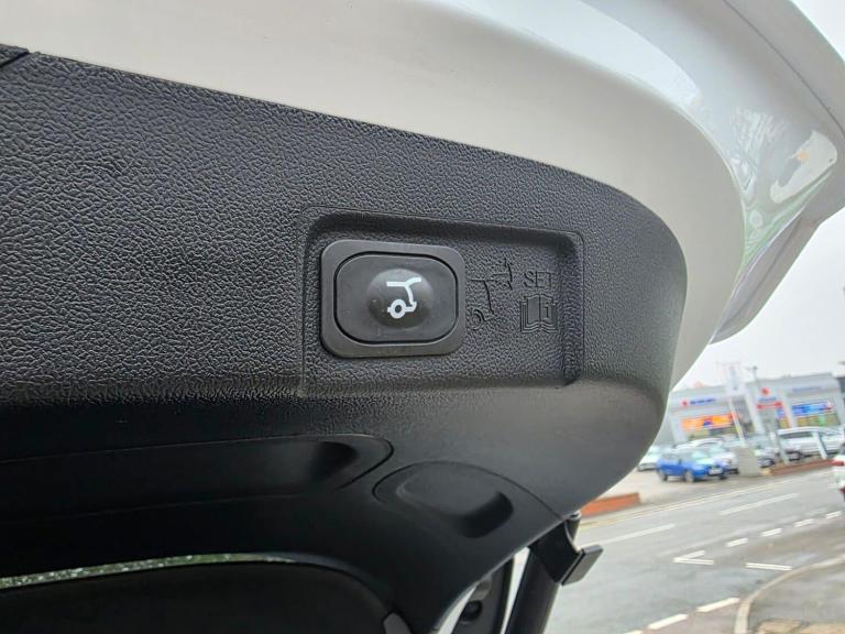 2024 Ford Puma 1.0 EcoBoost Hybrid mHEV ST-Line X 5dr DCT HATCHBACK PETROL Automatic