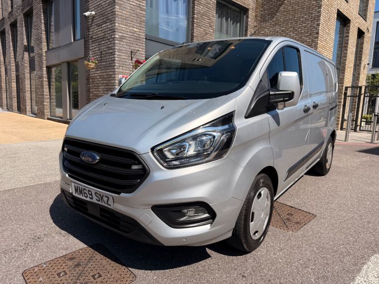 FORD TRANSIT CUSTOM TREND, NO VAT, HDD SCRREN, WETBELT DONE
