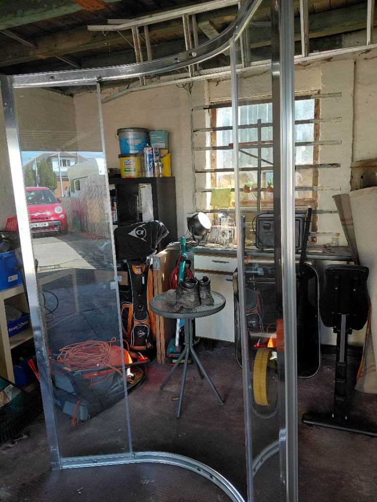 Shower Unit with two doors, tray, fittings & fixtures.