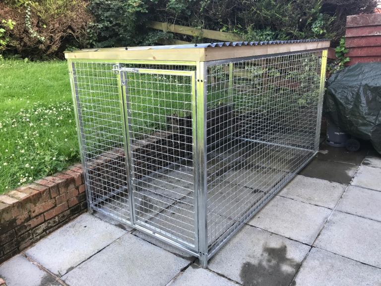High quality galvanised dog pens. Dog run. Dog kennel. Pet cat enclosures