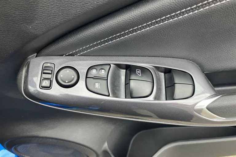 2023 Nissan Juke 1.0 DIG-T N-Connecta SUV 5dr Petrol Manual Euro 6 (s/s) (114 ps) SUV Petrol Manual