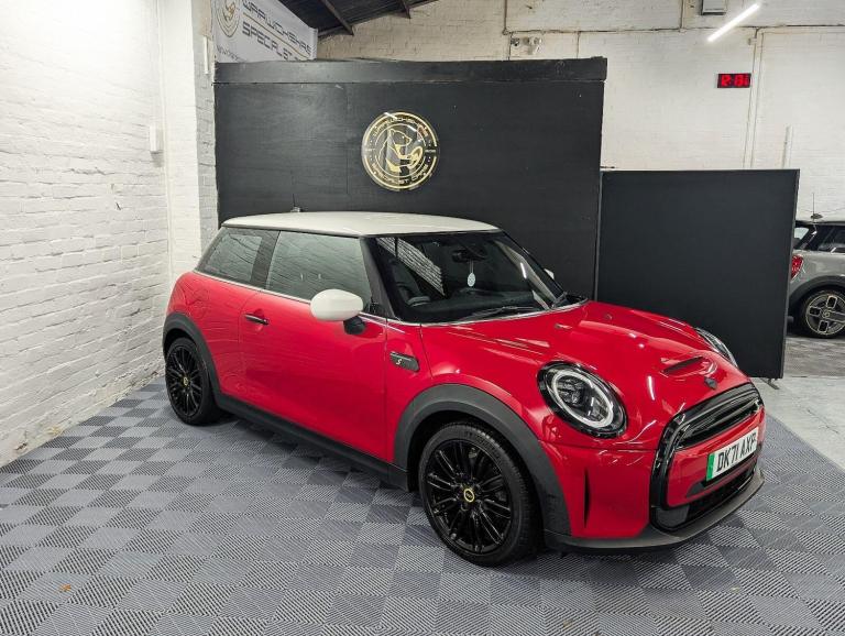 2021 MINI Electric Hatch Cooper SE 32.6kWh Level 2 Auto 3dr HATCHBACK Electric Automatic