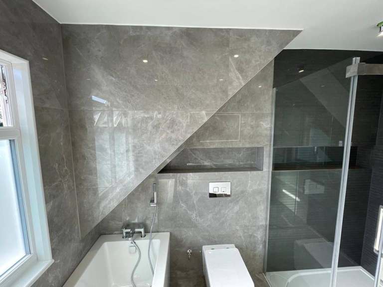 Professional Bathroom Fitting & Tiling Service - London