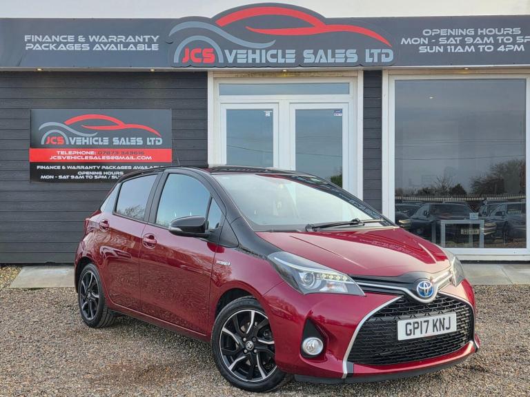 2017 Toyota Yaris 1.5 VVT-h Design E-CVT Euro 6 5dr HATCHBACK Petrol/Electric Hybrid Automatic
