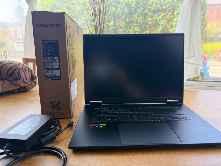 Gigabyte Gaming A16 Laptop excellent condition 
