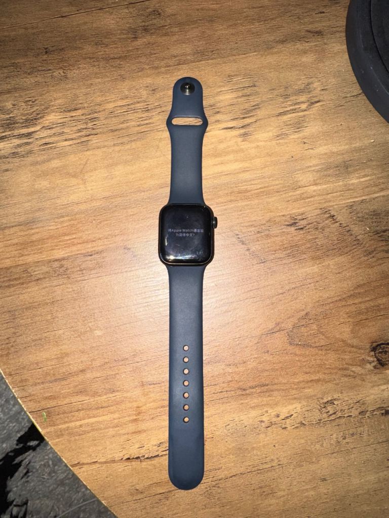 Apple Watch SE (GPS) (2nd Generation) 