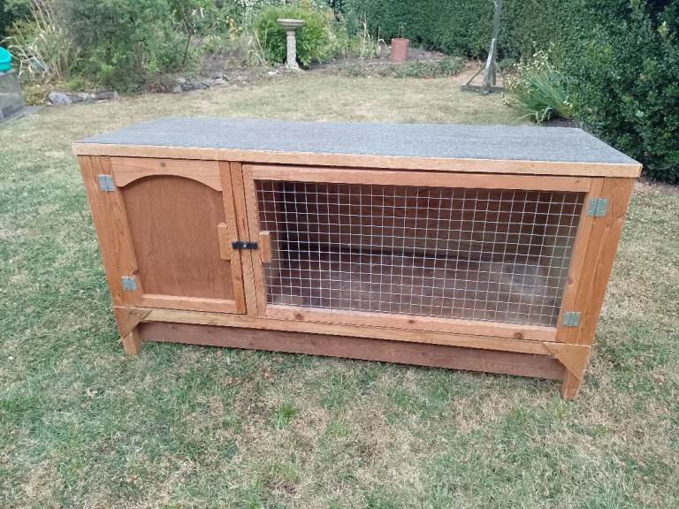 4ft (120cm) Rabbit/Guinea pig Hutch