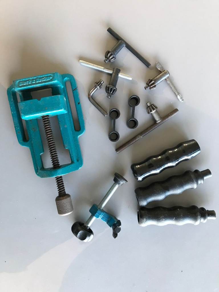 BLACK & DECKER Horizontal Drill Stand Vice D935 and Accessories