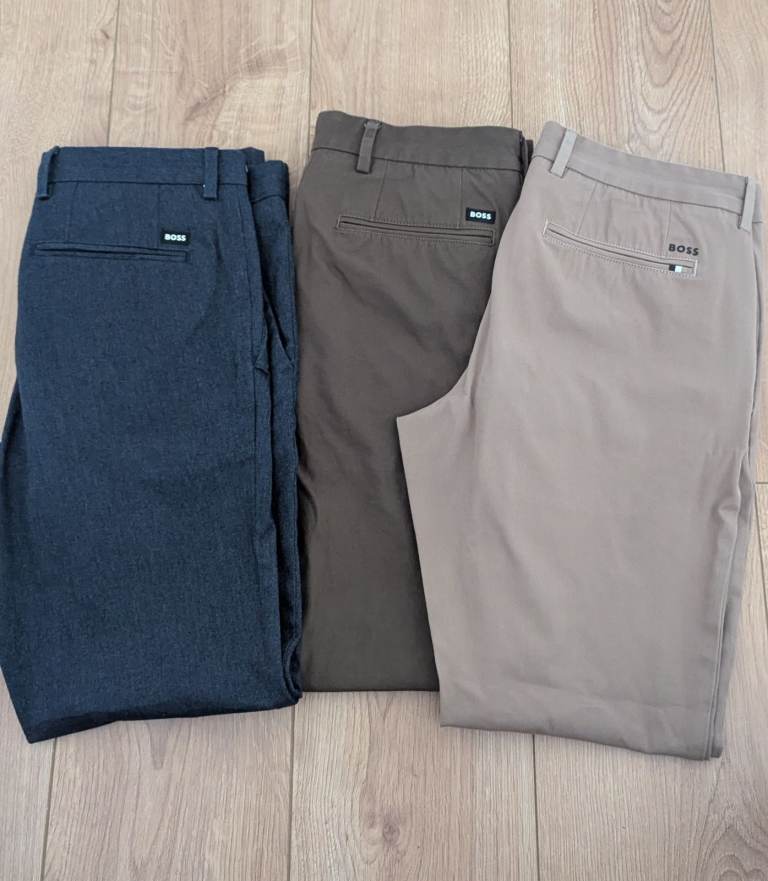3 Pairs of Men's Trousers (HUGO BOSS chinos & AS NEW) 30R & BOSS leather card holder