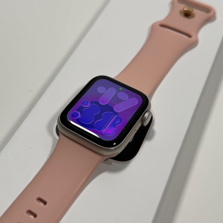 Apple Watch SE 2nd Gen - 40mm - GPS - Good Condition Ref 468