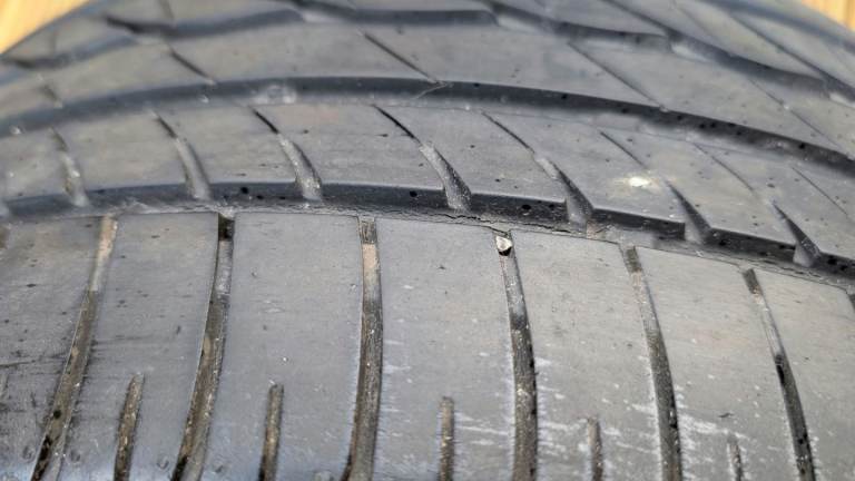 Second hand car tyre 