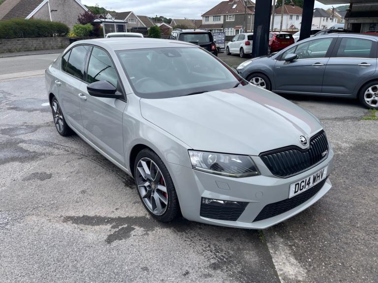 2014 Skoda Octavia 2.0 TDI CR vRS 5dr HATCHBACK Diesel Manual