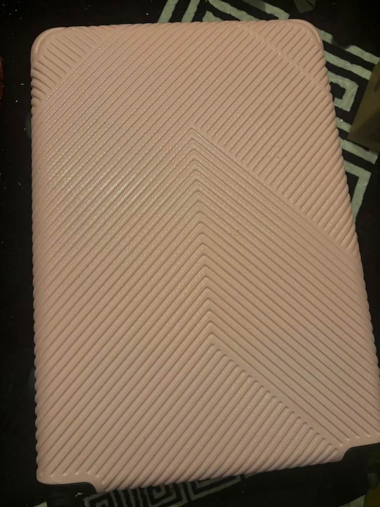 Large luggage pink colour 