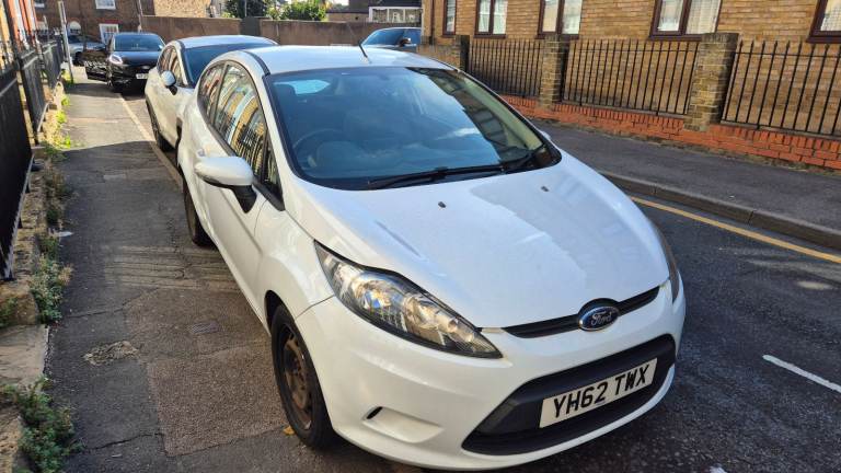 Ford, FIESTA, Hatchback, 2012, Manual, 1242 (cc), 3 doors