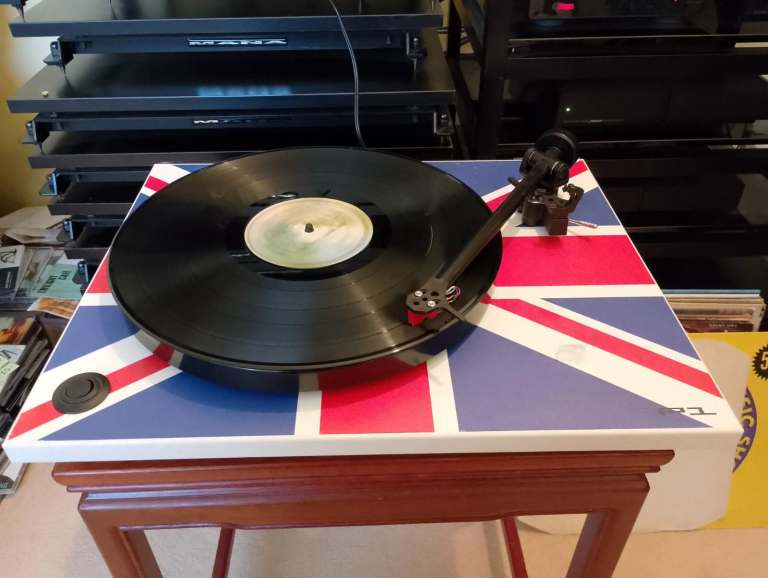 Rega RP1 Turntable Limited Edition 