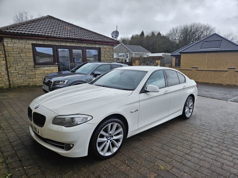 BMW, 5 SERIES, Saloon, 2011, Manual, 2996 (cc), 4 doors