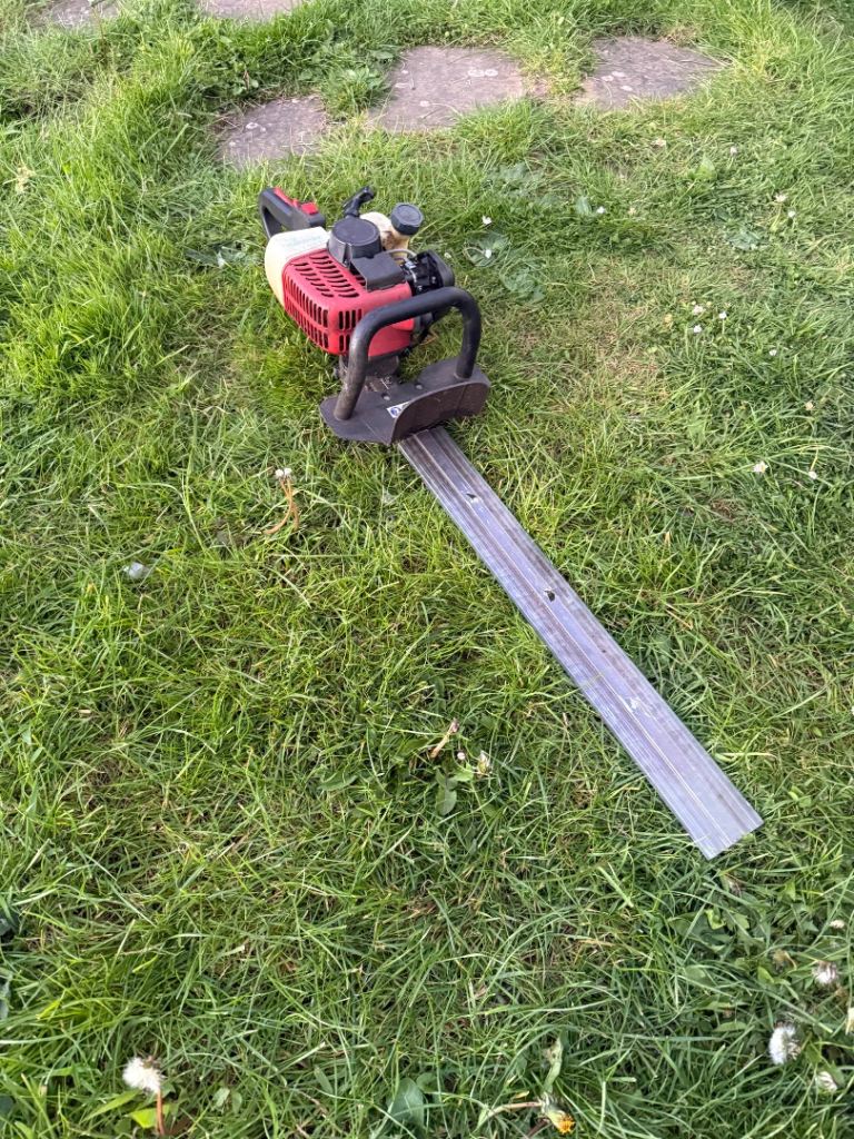Petrol hedge cutter 