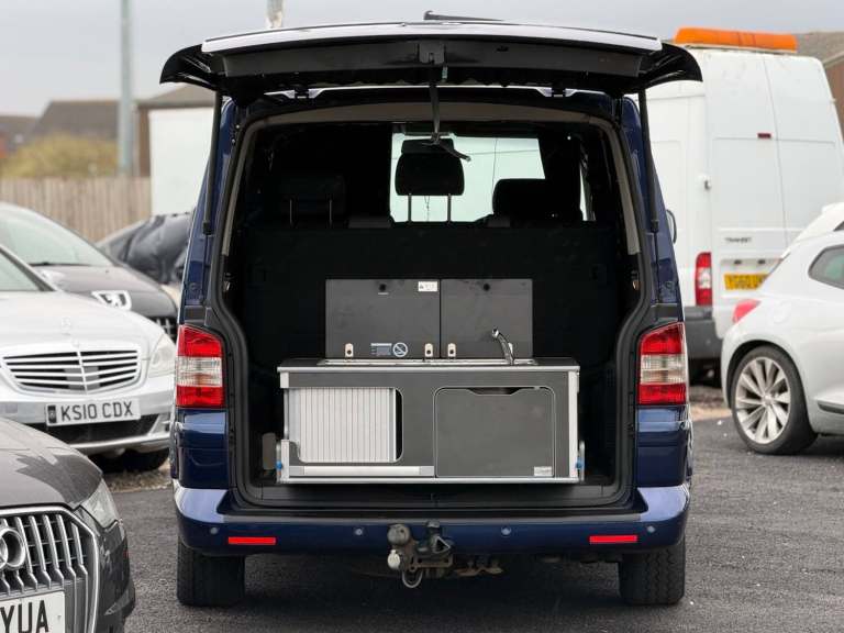 2005 Volkswagen Caravelle 2.5 TDI PD SE 174 5dr Tip Auto MPV Diesel Automatic