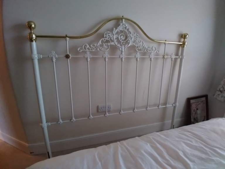 Cast Iron Cream and brass bedstead