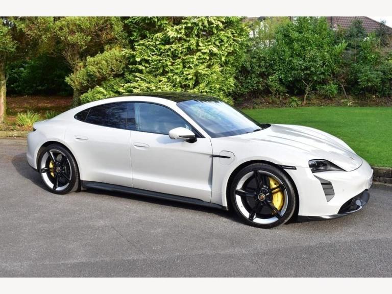 2020 70 PORSCHE TAYCAN 0.0 TURBO S 93KWH 4D 751 BHP
