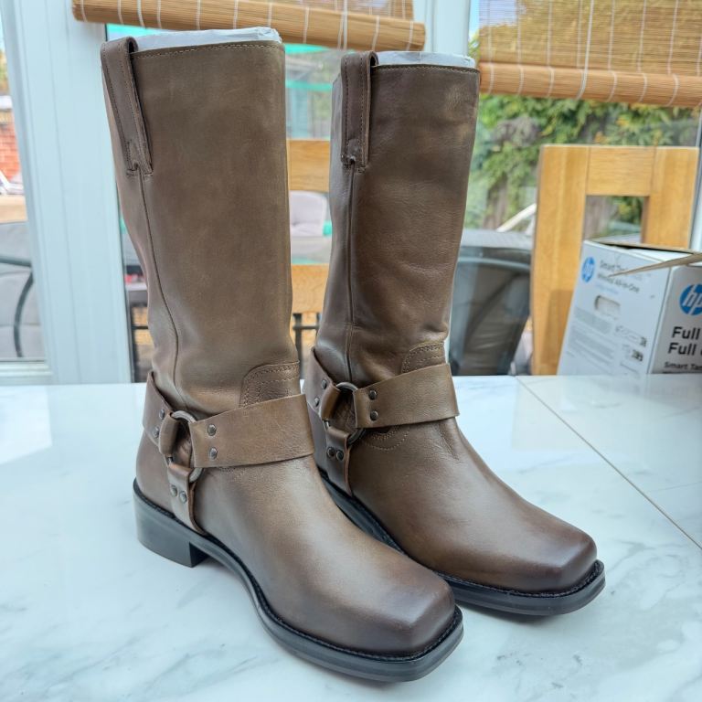 BDG Brown Leather Boots – Brand New with Tags