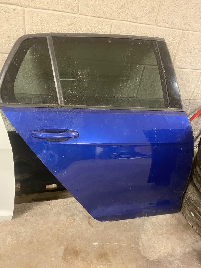 2019 VW GOLF R GTI GTD TSI MK7.5 MK7 DRIVER SIDE BACK REAR DOOR IN LAPIS BLUE 
