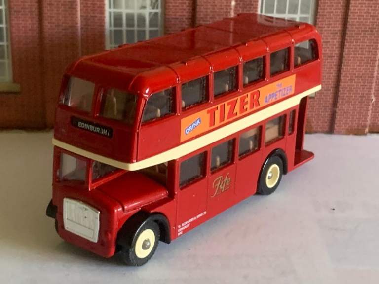 SCALE MODEL BUS Bristol Lodekka SCOTTISH FIFE