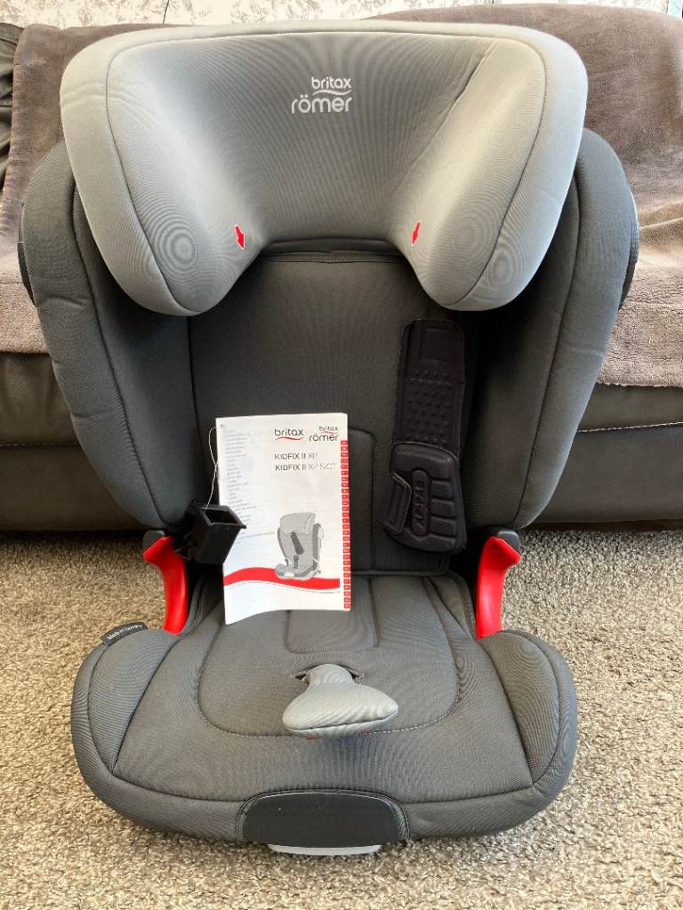 BRITAX Romer KIDFIX II XP SICT Highback Booster Car Seat. Good Condition From a Smoke Free Home