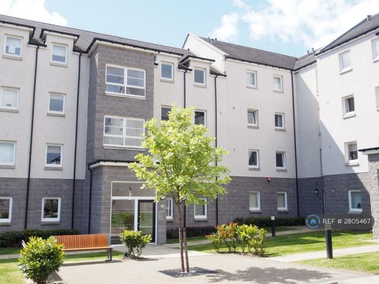 2 bedroom flat in Urquhart Road, Aberdeen, AB24 (2 bed) (#2805467)