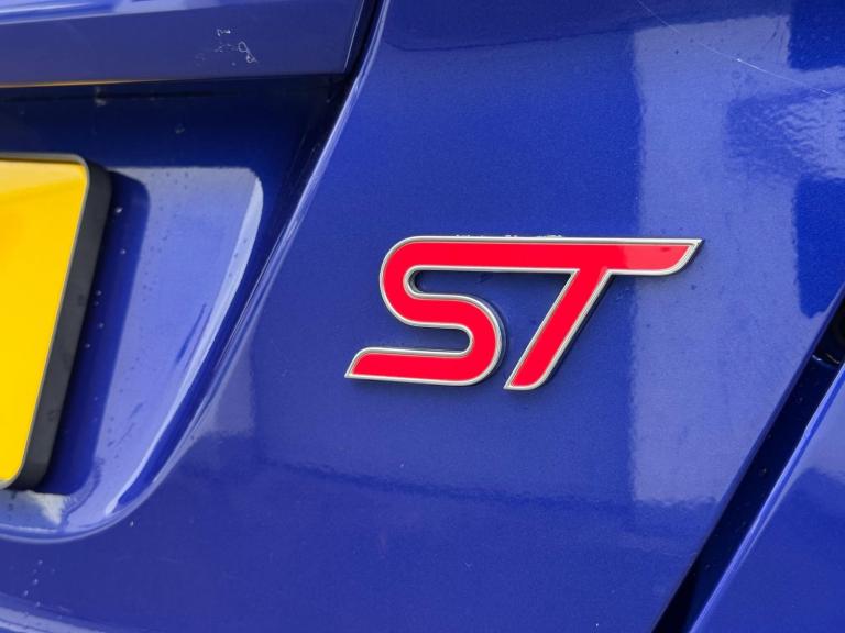 2015 Ford Fiesta 1.6 EcoBoost ST-3 3dr HATCHBACK PETROL Manual