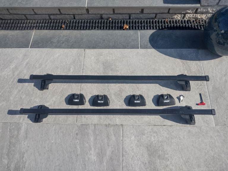 Thule Roof Bars for 2007-2014 Vauxhall Zafira (B))