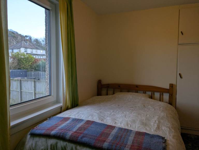 Clermiston, double bedroom for January