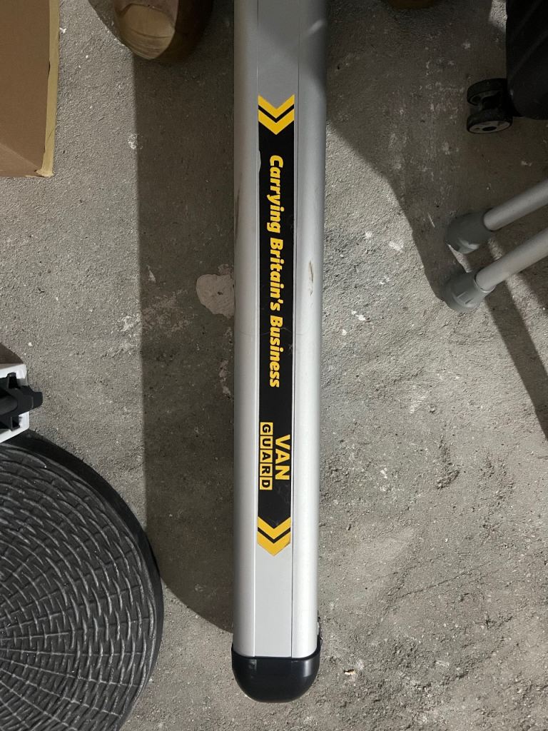Van guard pipe carrier 