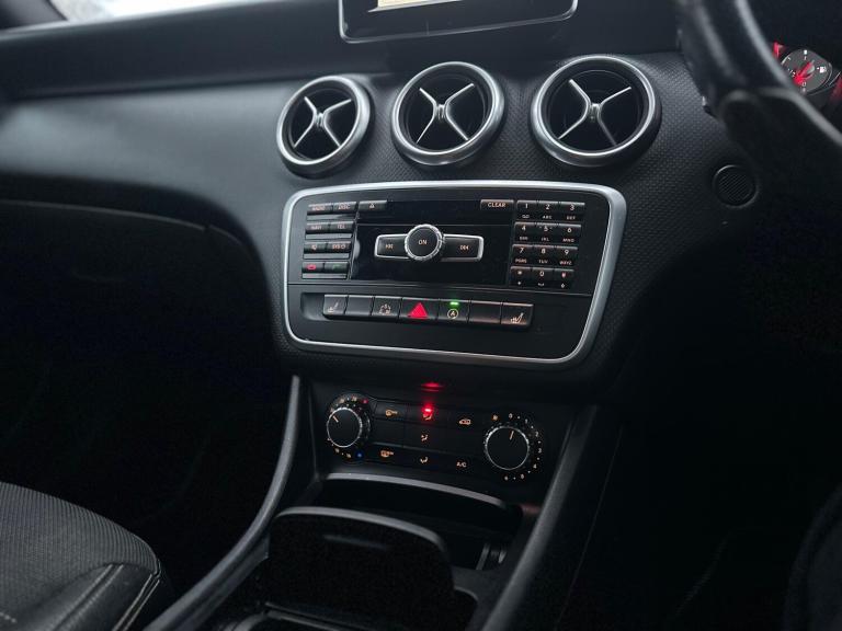 2015 Mercedes-Benz A-Class A180 [1.5] CDI Sport 5dr Auto HATCHBACK DIESEL Automatic