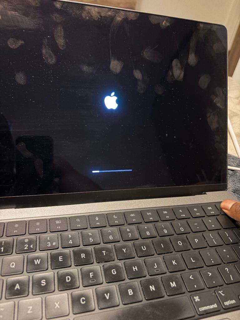 Apple MacBook Pro 14 Laptop