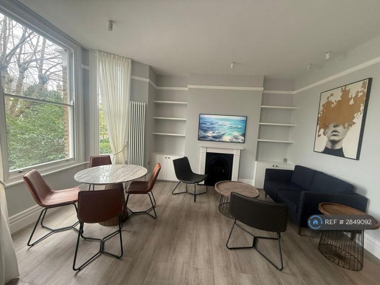 2 bedroom flat in Mercers Road, London, N19 (2 bed) (#2849092)