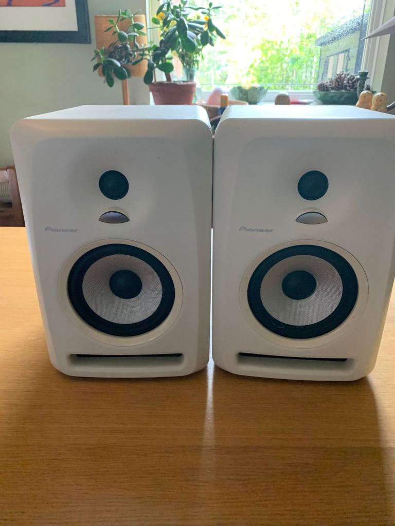 Pioneer S-DJ50X Active Reference Monitor Speakers - White, Good Condition