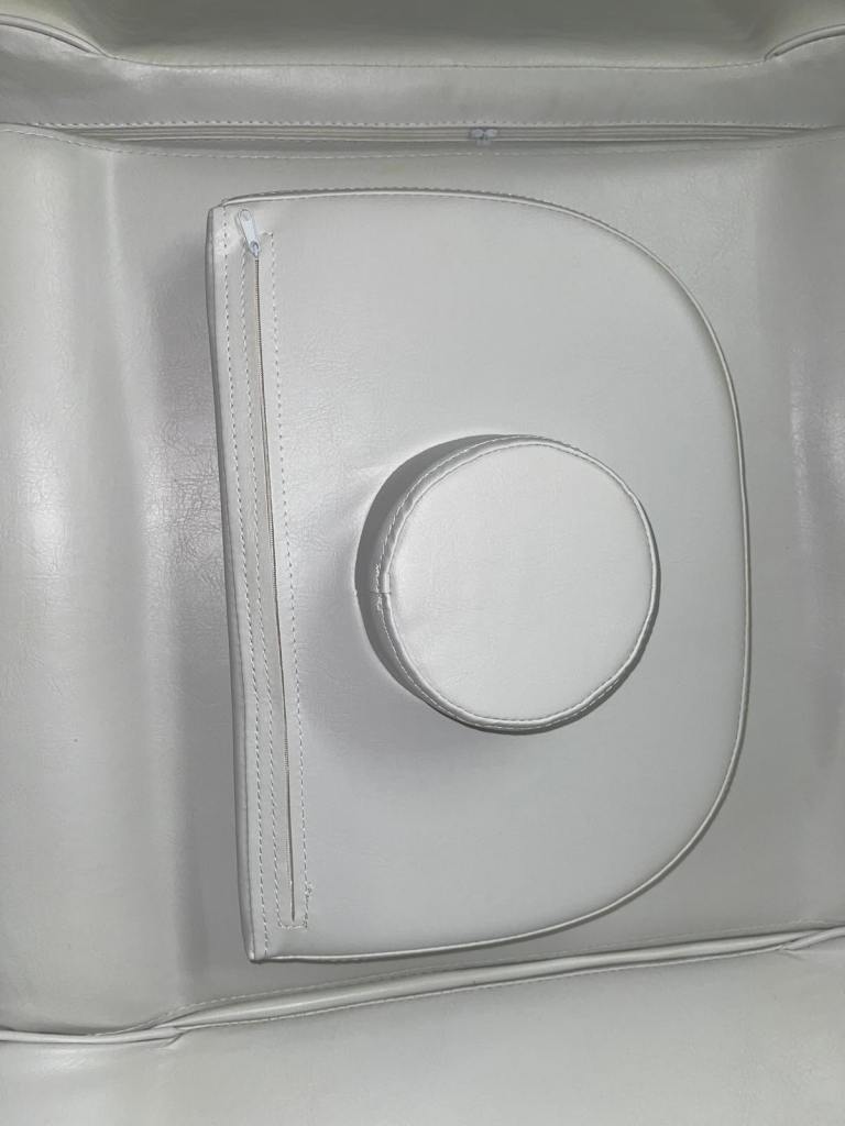 Professional beauty/massage treatment chair 