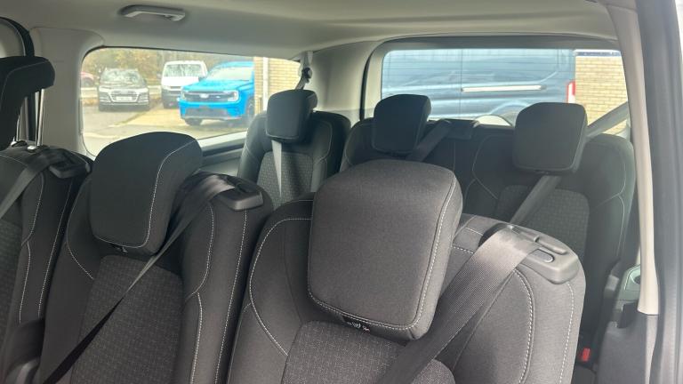 2025 Ford Tourneo Custom 340 L2 Petrol Fwd 2.5 PHEV 232ps H1 Zetec 8 seater Auto Standard Roof Mi...