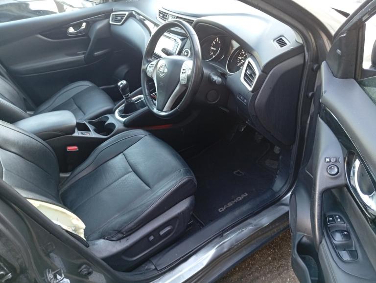 2016 Nissan Qashqai 1.2 DiG-T Tekna [Non-Panoramic] 5dr HATCHBACK Petrol Manual