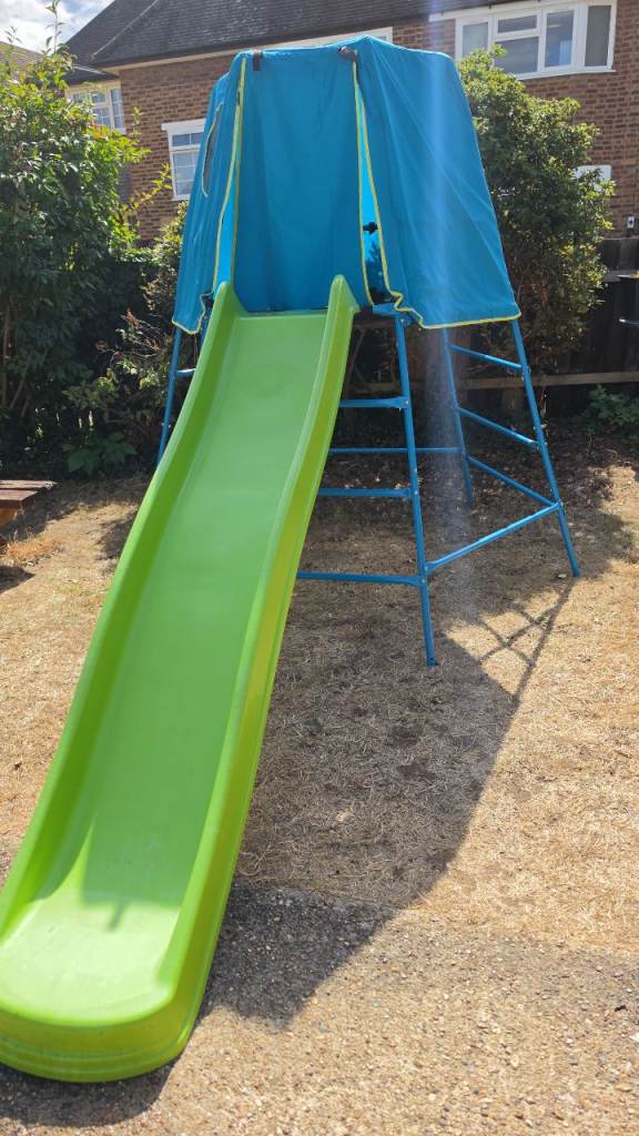 Kids Garden Slide with Tent Top – Good Condition
